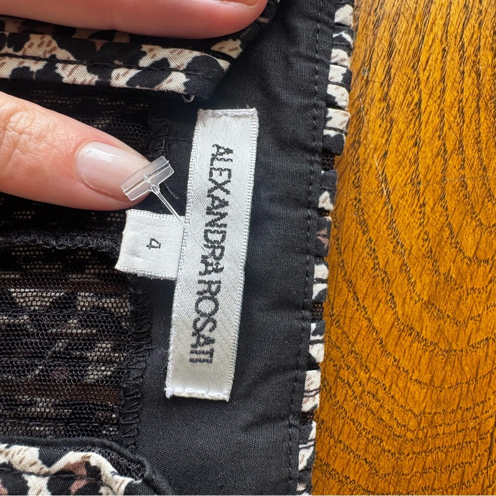 Alexandra Rosati Leopard Print Mesh Zip Up Applique Long Sleeve Top 4 - Picture 6 of 8